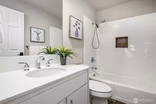 2410 Sahalee Dr W, Sammamish, WA 98074 - Photo 30