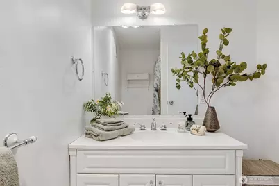 3814 11th Avenue W #Apt 23, Seattle, WA 98119 - Photo 12