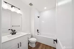 20402 145th Street E, Bonney Lake, WA 98391 - Photo 22