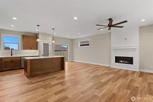 2523 Plateau Dr, East Wenatchee, WA 98802 - Photo 2