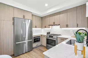 6562 Ravenna Ave NE, Seattle, WA 98115 - Photo 8