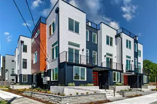 4302 S Holden St, Seattle, WA 98118 - Photo 2