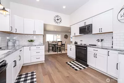 1016 N Pearl Street, Centralia, WA 98531 - Photo 8