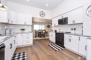 1016 N Pearl St, Centralia, WA 98531 - Photo 8