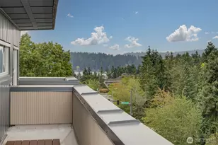 7800 SE 27th St, Mercer Island, WA 98040 - Photo 36