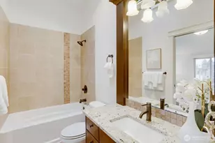 3635 Evanston Ave N, Seattle, WA 98103 - Photo 24