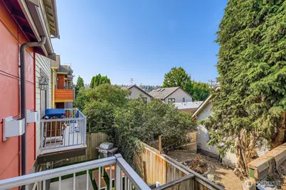 3635 Evanston Avenue N #B, Seattle, WA 98103 - Photo 20