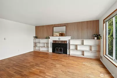 600 Grant Avenue S, Renton, WA 98057 - Photo 8
