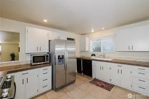 4000 Country Ln NW, Bremerton, WA 98312 - Photo 8