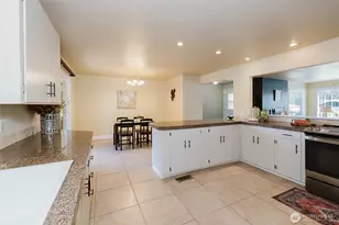 4000 Country Ln NW, Bremerton, WA 98312 - Photo 6