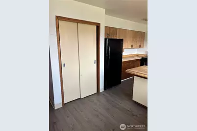 9008 Bong Loop #B, Moses Lake, WA 98837 - Photo 6