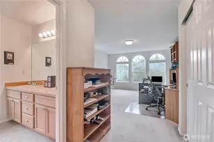 20518 SE 261st Pl, Covington, WA 98042 - Photo 18