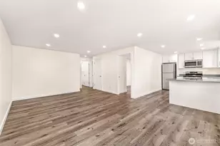 9251 Ashworth Ave N, Seattle, WA 98103 - Photo 30