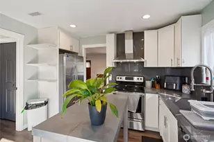 1714 S Anderson St, Tacoma, WA 98405 - Photo 8