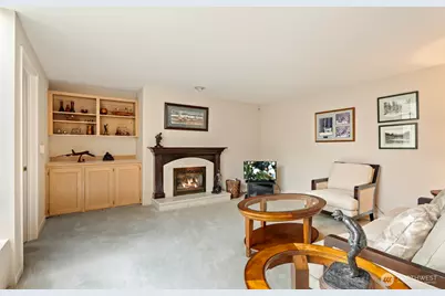 2015 Mill Pointe Drive SE, Mill Creek, WA 98012 - Photo 10