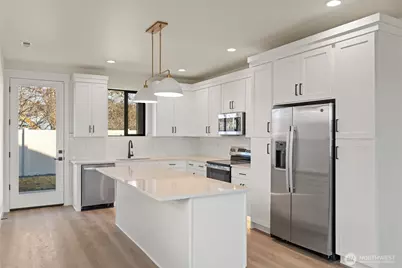 573 S Perry Avenue #Lot 4, East Wenatchee, WA 98802 - Photo 6