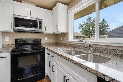 1032 111th Street S, Tacoma, WA 98444 - Photo 16