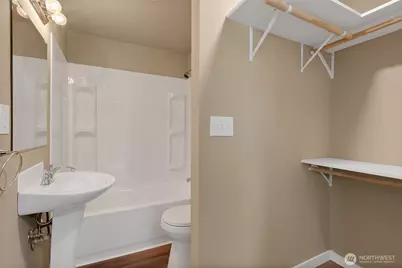 1032 111th Street S, Tacoma, WA 98444 - Photo 12