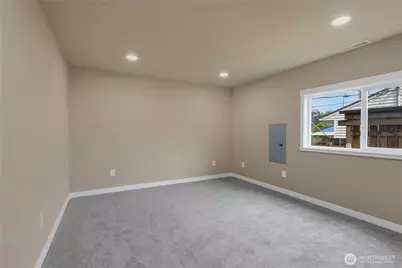 1032 111th Street S, Tacoma, WA 98444 - Photo 10