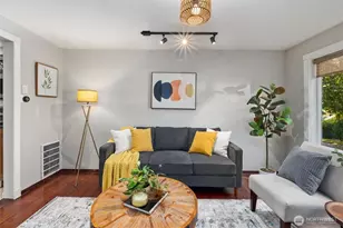 4446 39th Ave SW, Seattle, WA 98116 - Photo 4