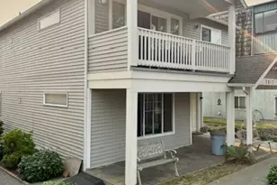 3017 W Marine View Dr, Everett, WA 98203 - Photo 4