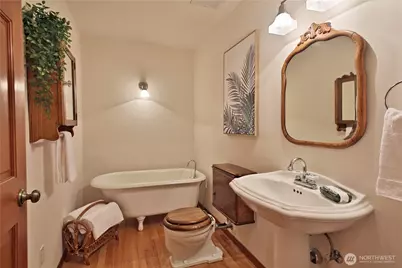 2151 North Bluff Road, Greenbank, WA 98253 - Photo 12