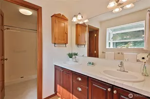 2151 N Bluff Rd, Greenbank, WA 98253 - Photo 16