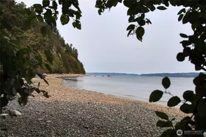 2151 North Bluff Road, Greenbank, WA 98253 - Photo 30