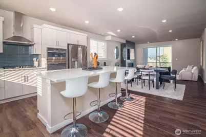 11821 82nd Place S, Seattle, WA 98178 - Photo 4