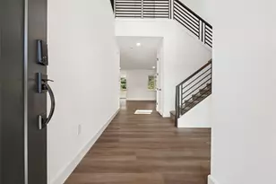 20267 145th St E, Bonney Lake, WA 98391 - Photo 2