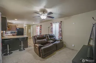 300 SW 7th Ave, Battle Ground, WA 98604 - Photo 8