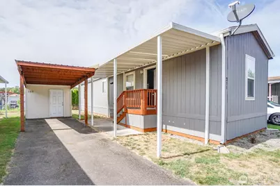 300 SW 7th Avenue #211, Battle Ground, WA 98604 - Photo 2