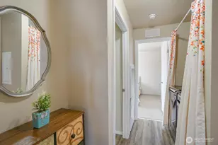 300 SW 7th Ave, Battle Ground, WA 98604 - Photo 16