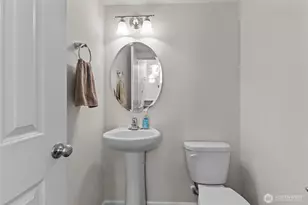 4652 E Q St, Tacoma, WA 98404 - Photo 8