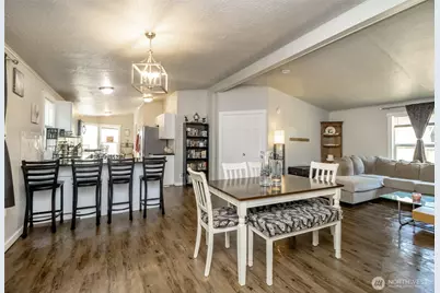 5706 257th Street E, Graham, WA 98338 - Photo 6