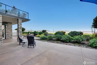 5105 Grand Loop #105, Tacoma, WA 98407 - Photo 30