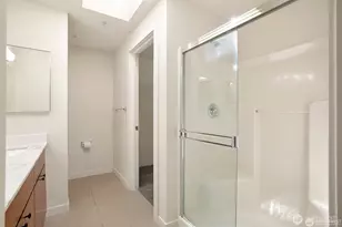 3919 Latona Ave NE, Seattle, WA 98105 - Photo 10