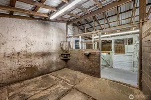 8106 224th St E, Graham, WA 98338 - Photo 20