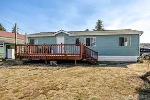 8106 224th St E, Graham, WA 98338 - Photo 4