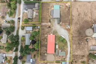 8106 224th St E, Graham, WA 98338 - Photo 6