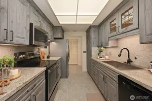 1301 Spring St, Seattle, WA 98104 - Photo 8