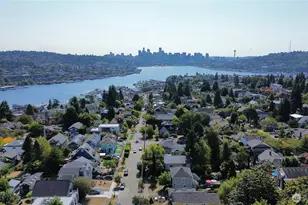 4011 Corliss Ave N, Seattle, WA 98103 - Photo 4