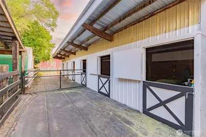 28312 86th Avenue S, Roy, WA 98580 - Photo 28