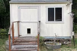 261 E North Lake Dr, Shelton, WA 98584 - Photo 10