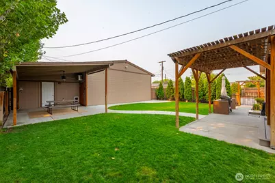 716 S Wanapum Drive, Moses Lake, WA 98837 - Photo 30