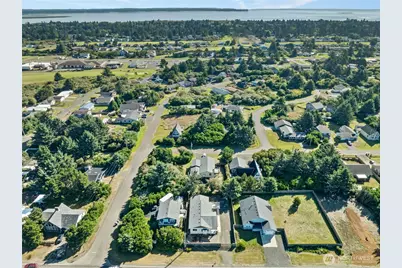 554 Ocean Shores Boulevard NW, Ocean Shores, WA 98569 - Photo 34