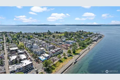 2810 Alki Avenue SW, Seattle, WA 98116 - Photo 12