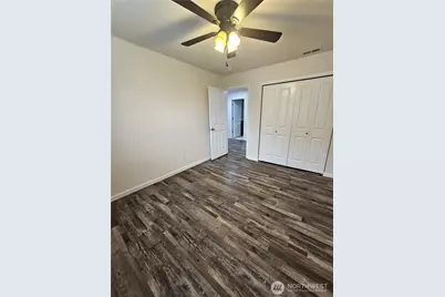 11415 129th Street E, Puyallup, WA 98374 - Photo 20
