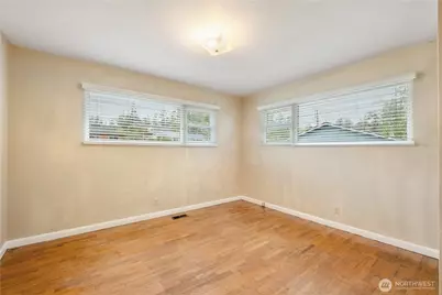 1123 Forest Glen Road, Oak Harbor, WA 98277 - Photo 20