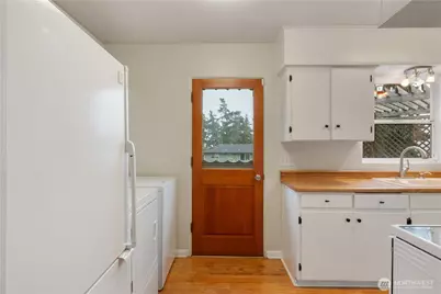 1123 Forest Glen Road, Oak Harbor, WA 98277 - Photo 16